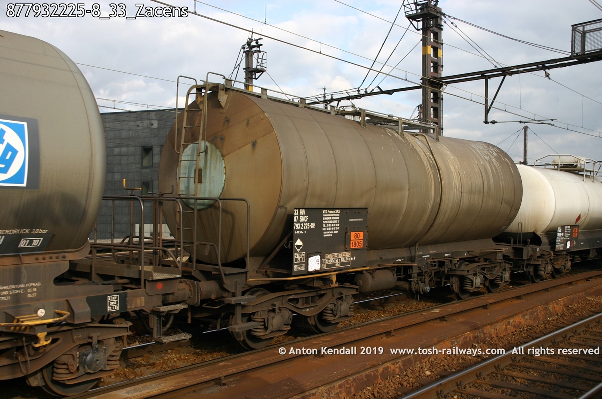 877932225-8_33_Zacens.jpg
